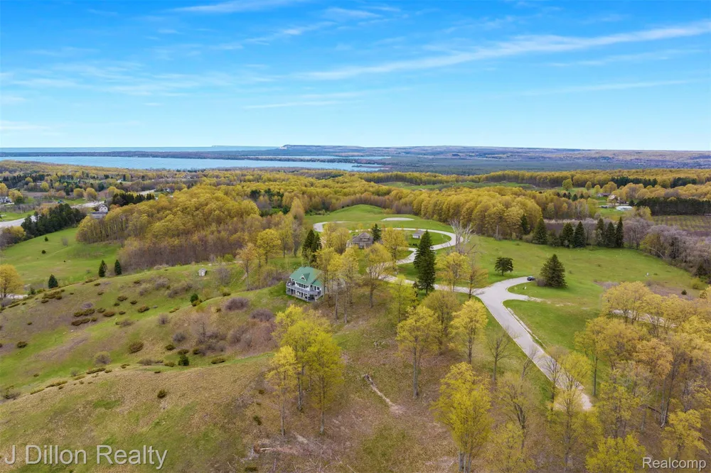 16 Wild Laurel Lane Benzonia Township, MI 49617