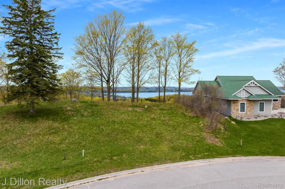 16 Wild Laurel Lane Benzonia Township, MI 49617