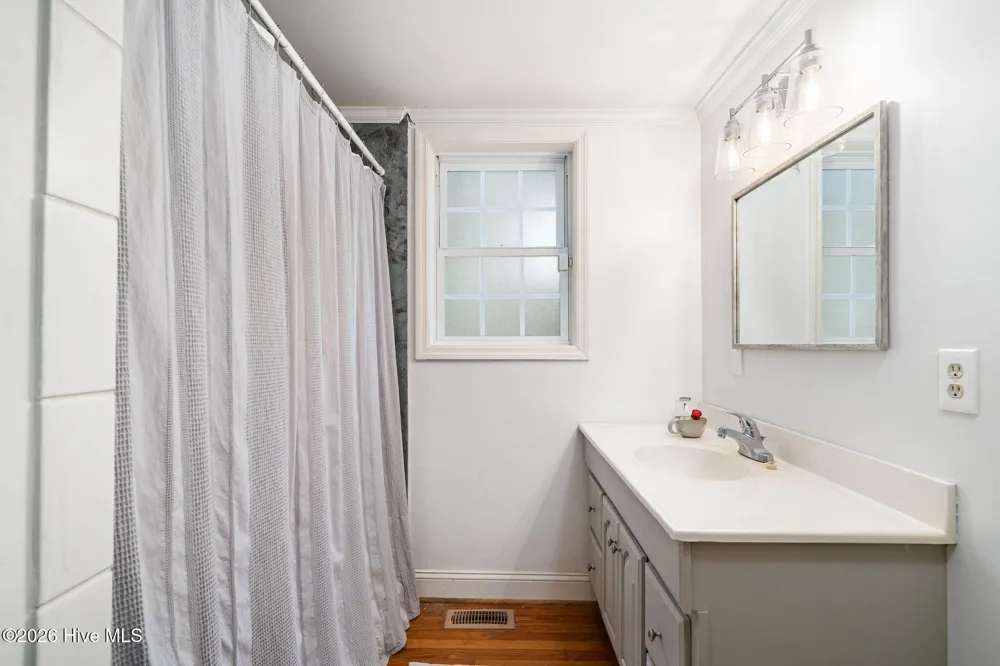 218 Duplin Street Wallace, NC 28466