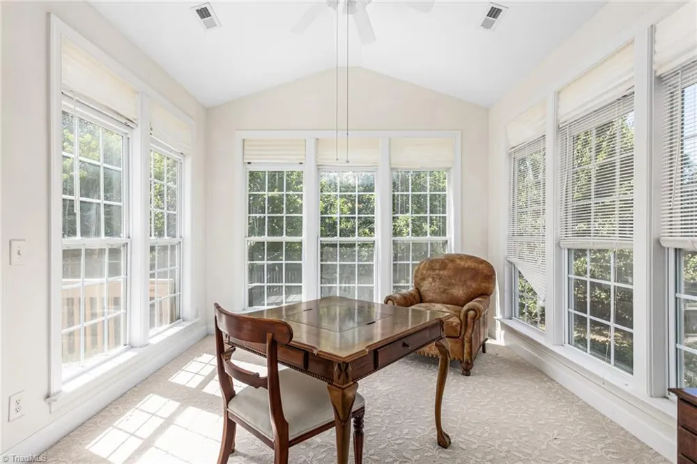 6812 W Whirlaway Court Whitsett, NC 27377