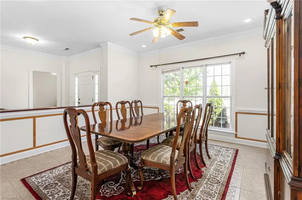 6812 W Whirlaway Court Whitsett, NC 27377
