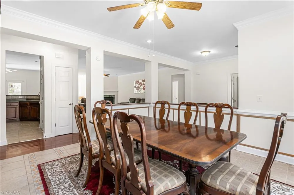 6812 W Whirlaway Court Whitsett, NC 27377