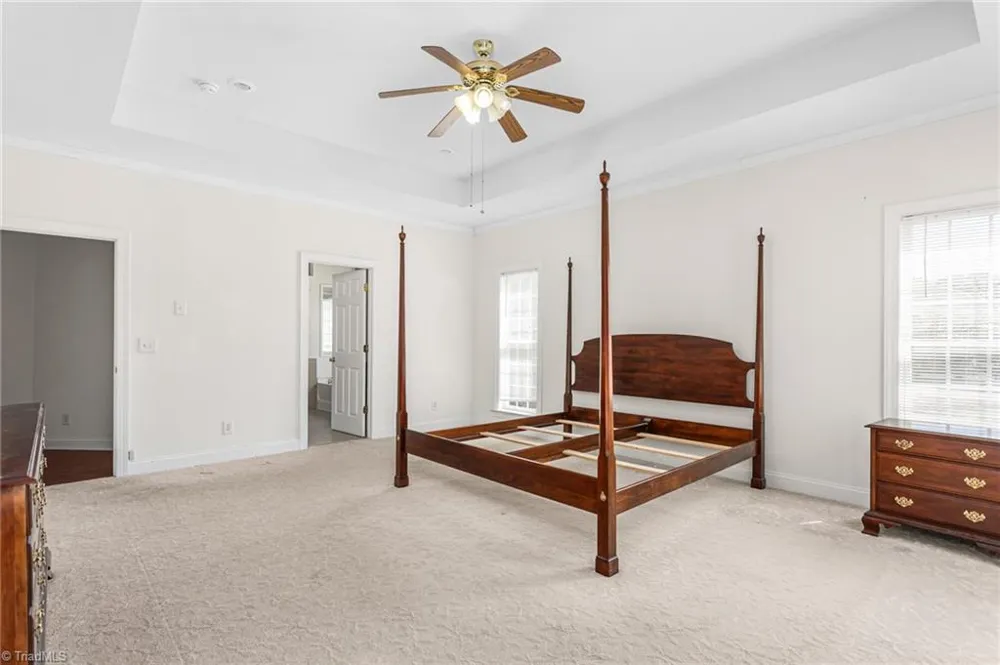 6812 W Whirlaway Court Whitsett, NC 27377