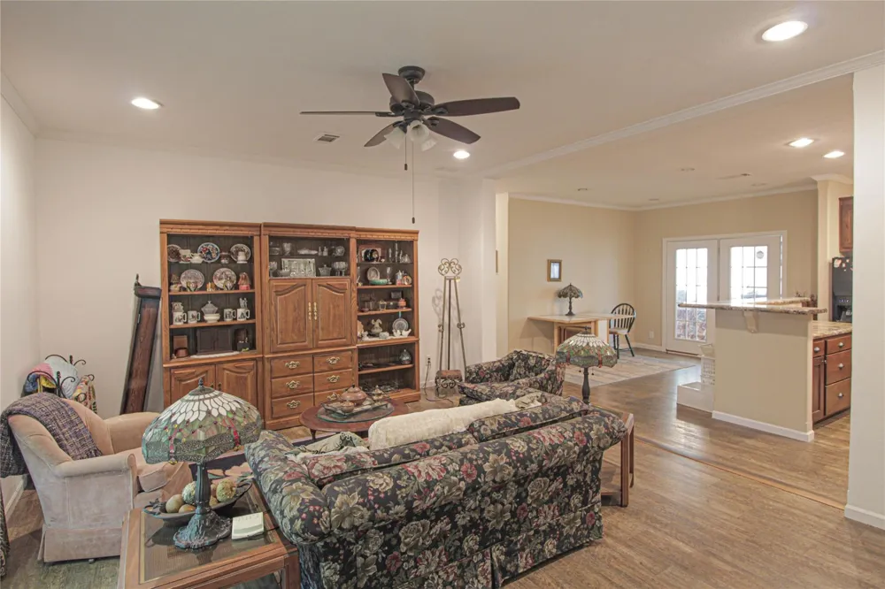 233 Taylor Cemetery Road Moscow, TX 75960