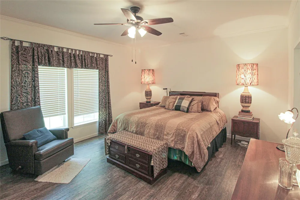 233 Taylor Cemetery Road Moscow, TX 75960