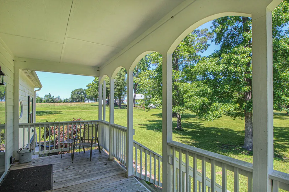 233 Taylor Cemetery Road Moscow, TX 75960