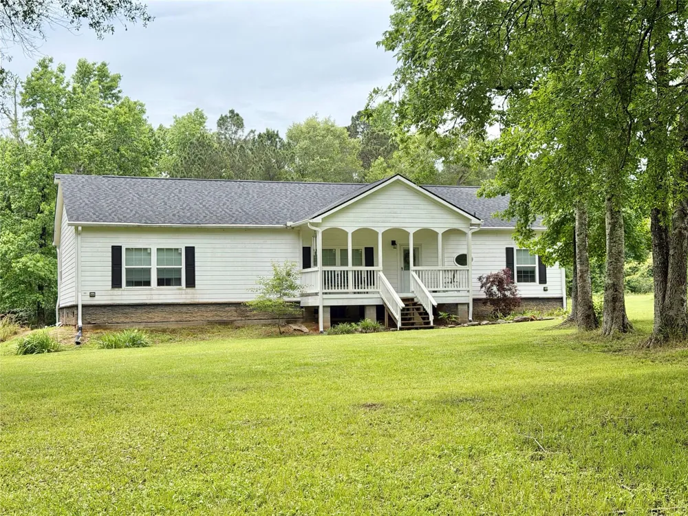 233 Taylor Cemetery Road Moscow, TX 75960