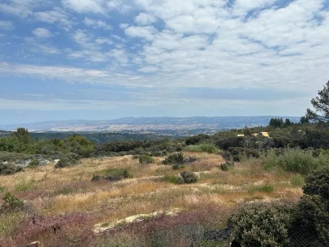 15950 Summit Road Watsonville, CA 95076