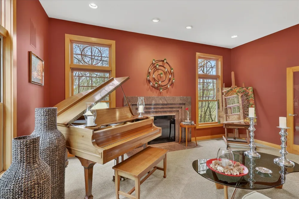 5069 Mountain Ridge Drive NE Ada Township, MI 49301
