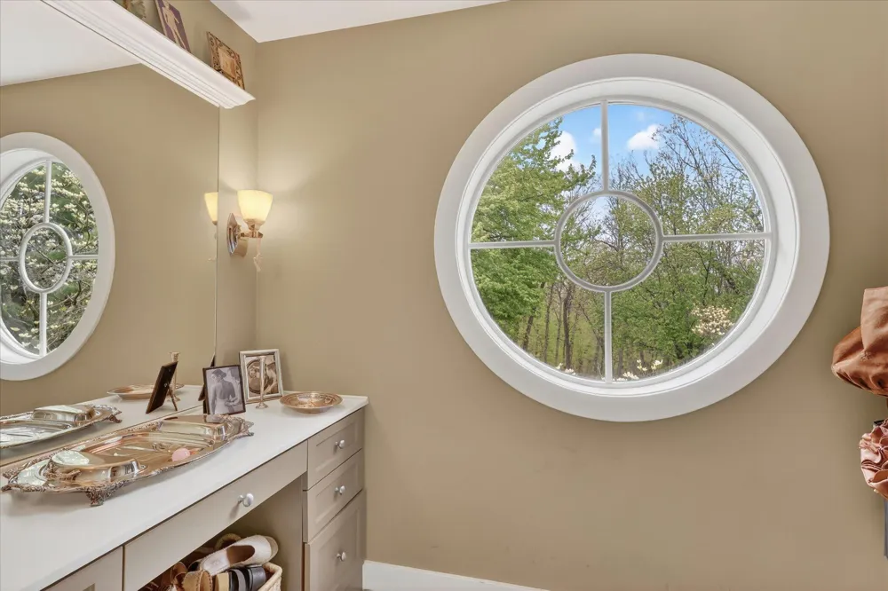 5069 Mountain Ridge Drive NE Ada Township, MI 49301