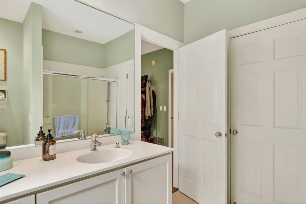 5069 Mountain Ridge Drive NE Ada Township, MI 49301