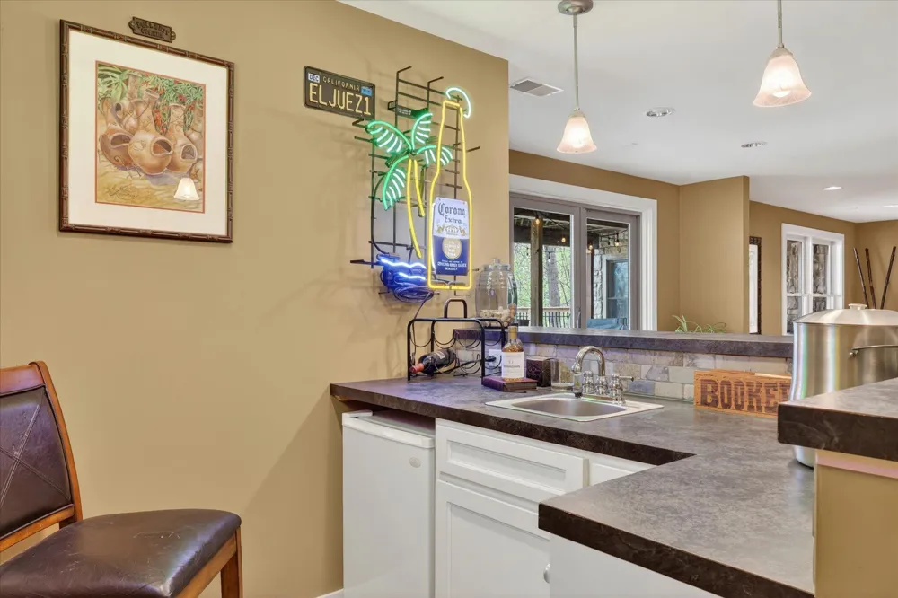 5069 Mountain Ridge Drive NE Ada Township, MI 49301