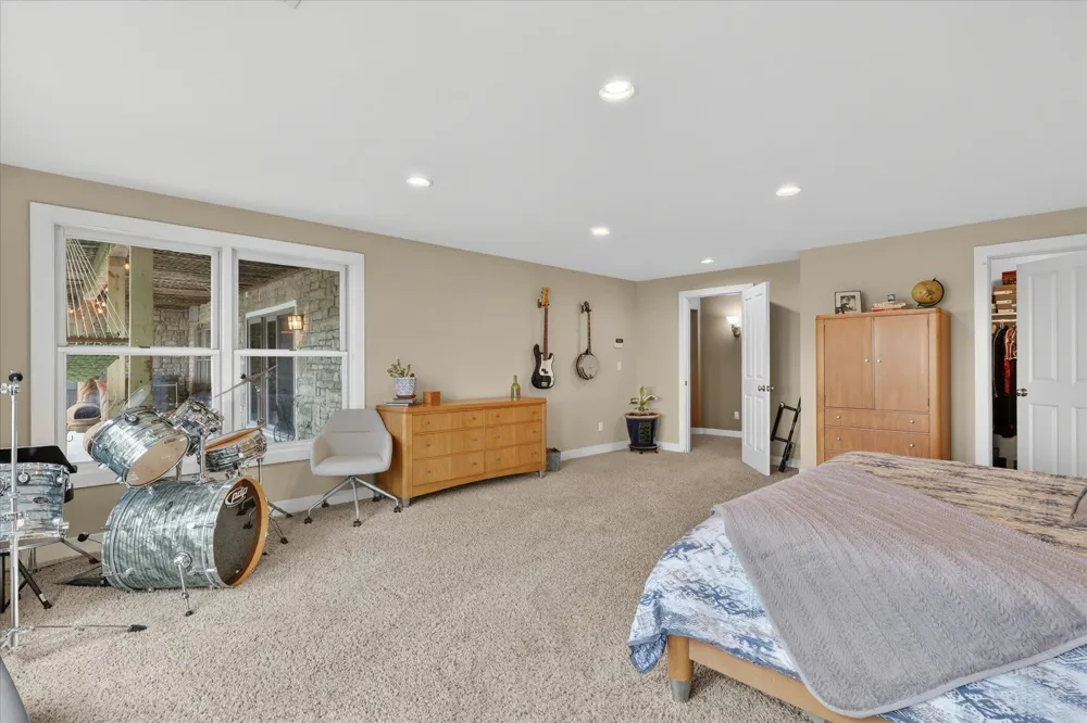 5069 Mountain Ridge Drive NE Ada Township, MI 49301