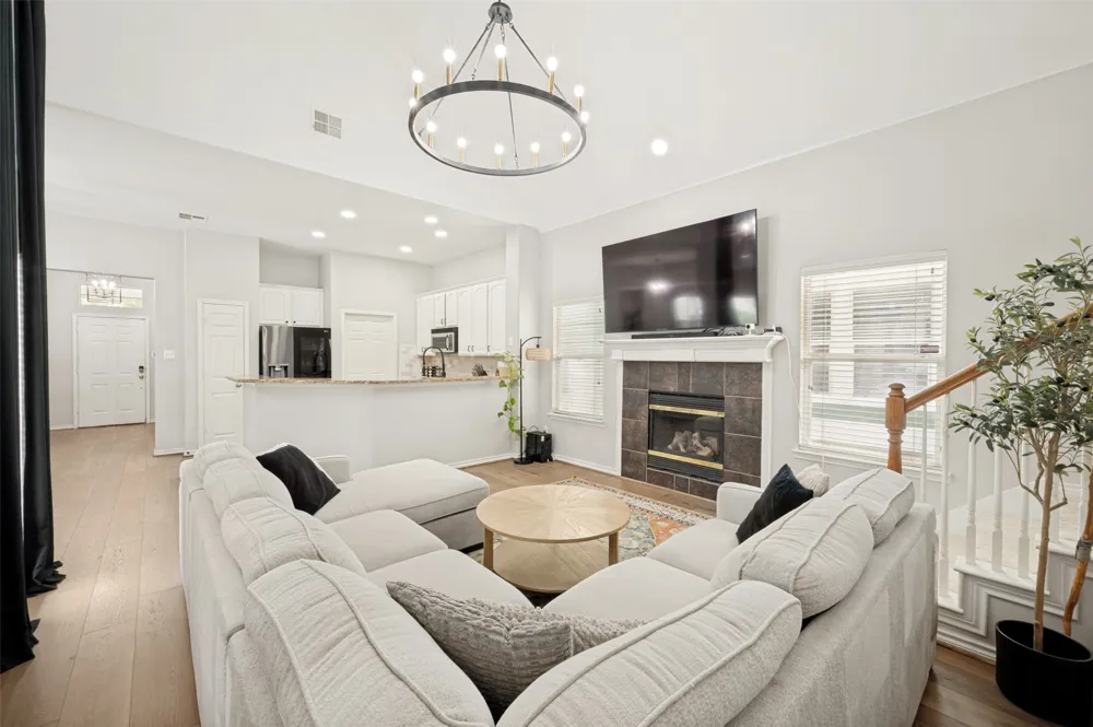 1900 Saint Simons Street Savannah, TX 76227