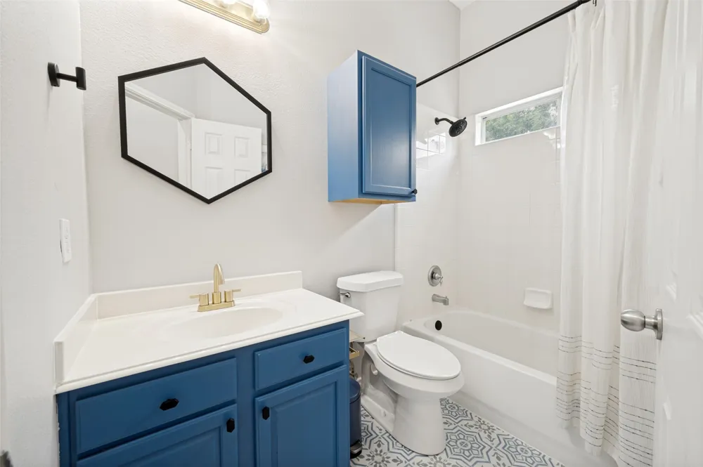 1900 Saint Simons Street Savannah, TX 76227