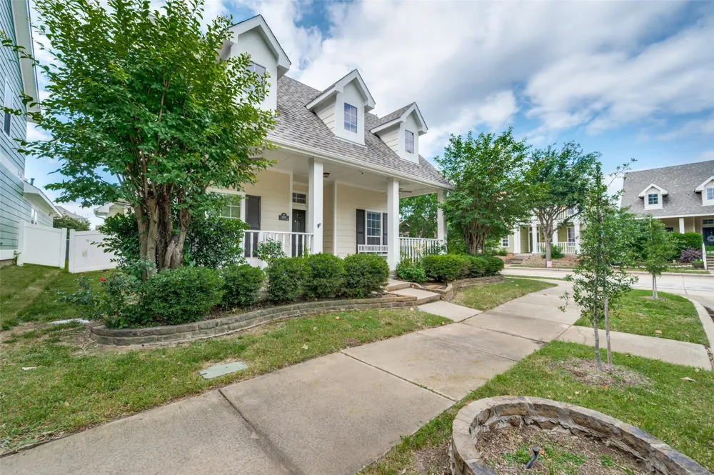 1900 Saint Simons Street Savannah, TX 76227