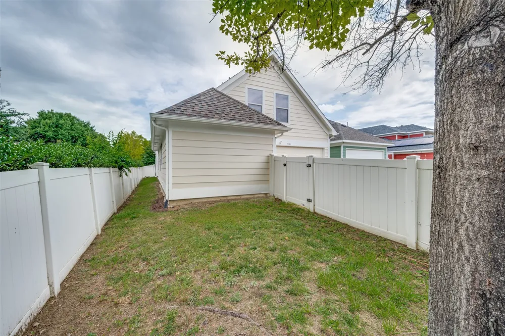1900 Saint Simons Street Savannah, TX 76227