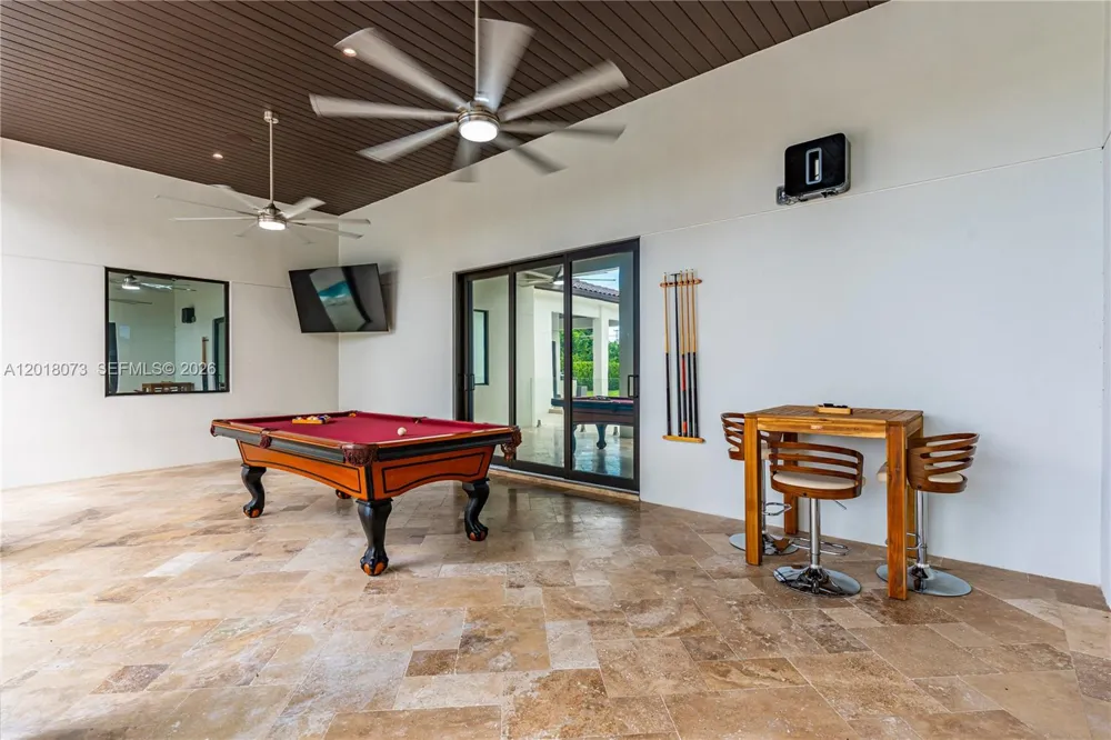 320 SW 125th Ave Miami, FL 33184