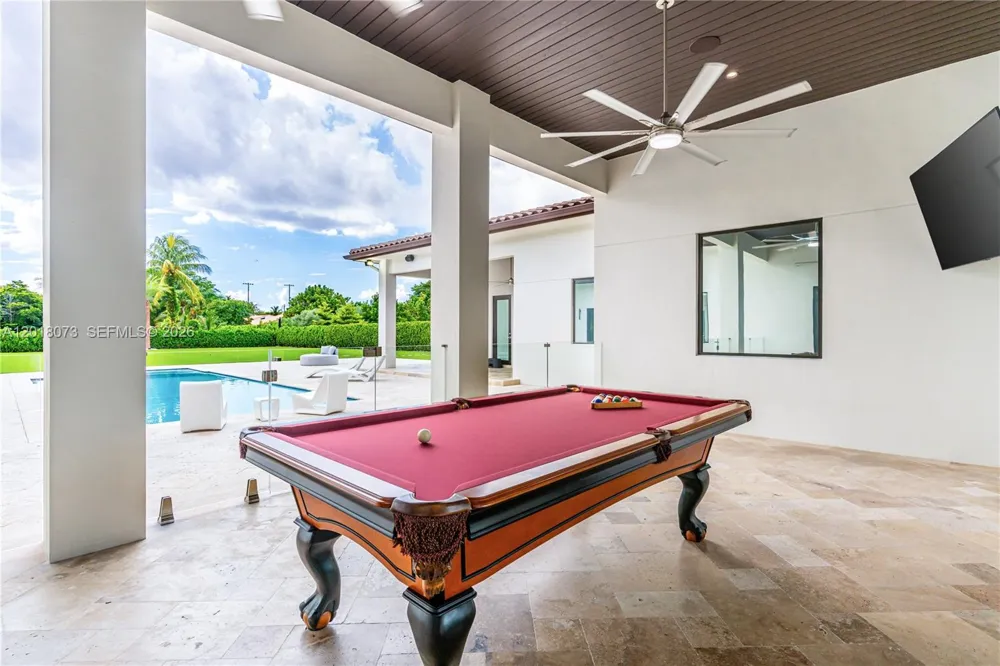 320 SW 125th Ave Miami, FL 33184