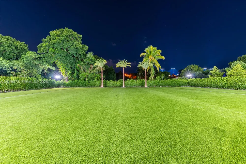 320 SW 125th Ave Miami, FL 33184