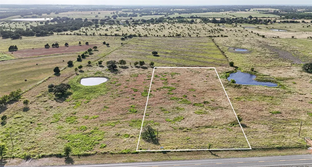 2085 E Highway 237 Round Top, TX 78954