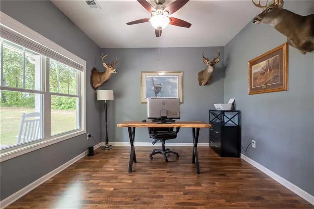 719 Fairview Road Brooks, GA 30205