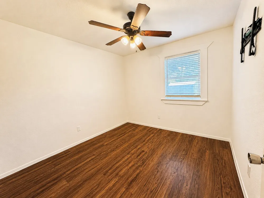 730 Rolling Ridge Lane Duncanville, TX 75116