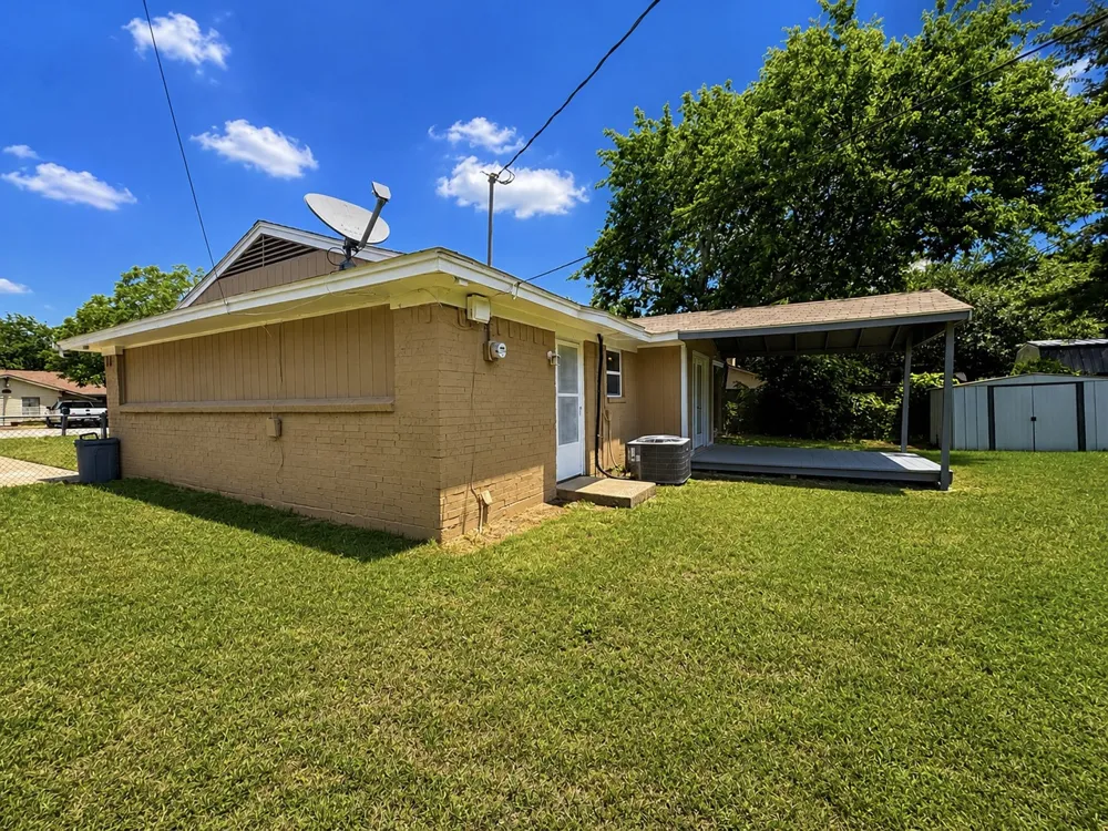 730 Rolling Ridge Lane Duncanville, TX 75116