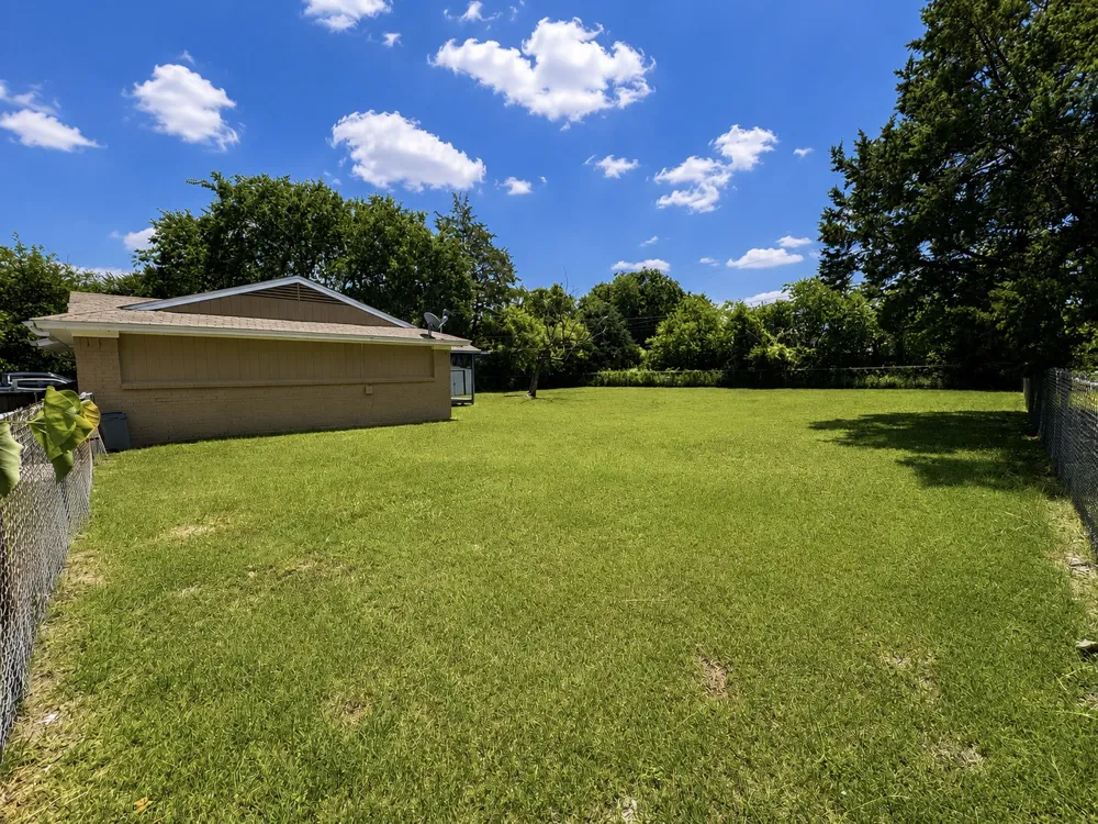 730 Rolling Ridge Lane Duncanville, TX 75116