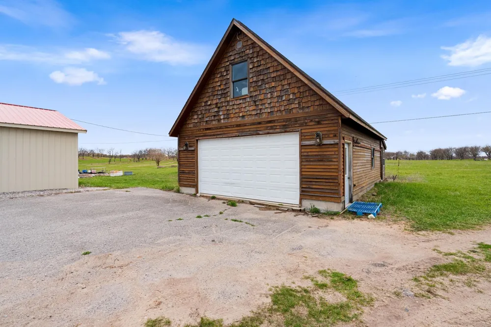 11751 Center Road Peninsula Township, MI 49686
