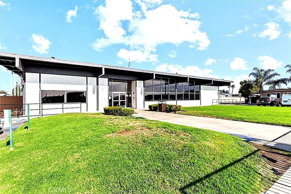 9080 Bloomfield #231 Cypress, CA 90630
