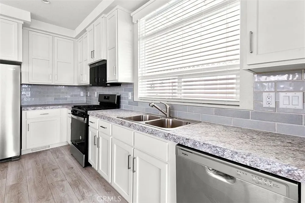 9080 Bloomfield #231 Cypress, CA 90630