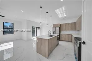 621 GREENBRIAR BLVD Other City - In The State Of Florida, FL 33972