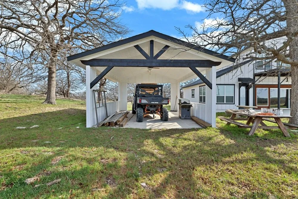 1091 County Road 345 Forestburg, TX 76239