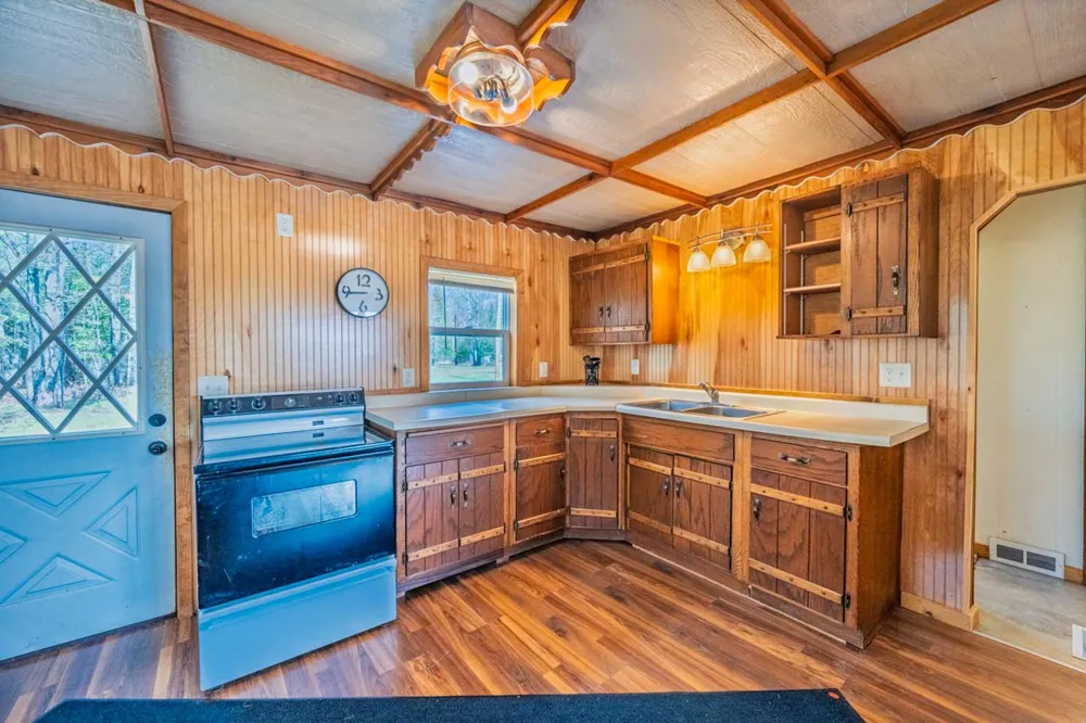 4214 Mcsweeney Road Mountain Iron, MN 55768