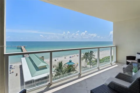 16699 Collins Ave #702
