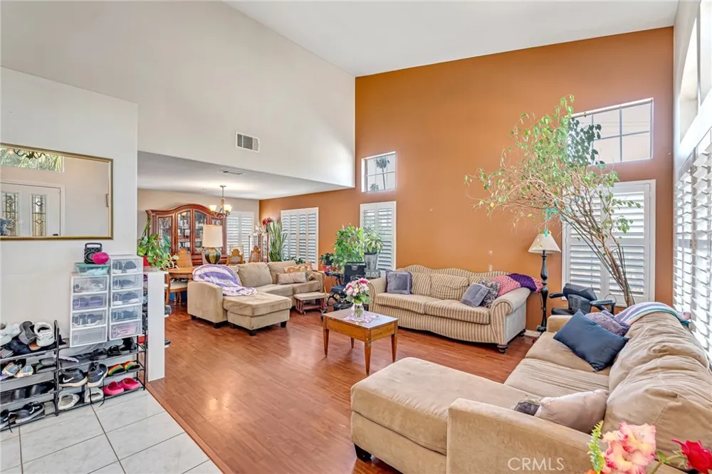 3016 Shane Dr. Colton, CA 92324