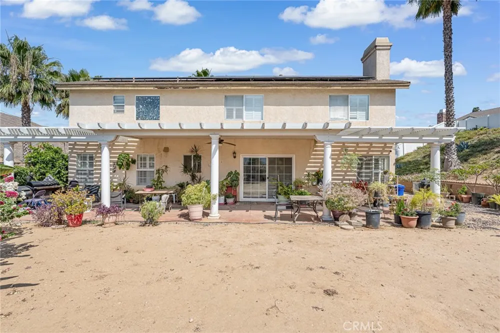 3016 Shane Dr. Colton, CA 92324