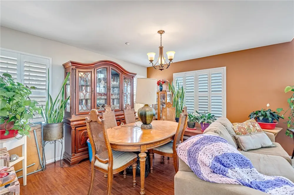 3016 Shane Dr. Colton, CA 92324