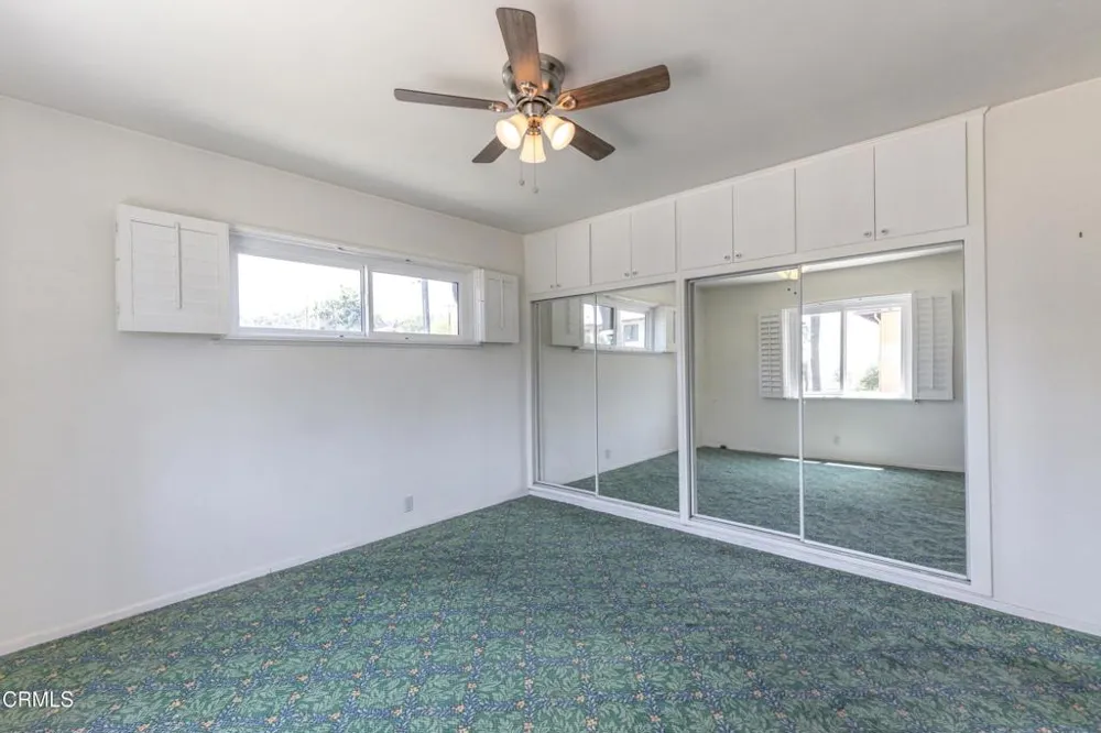2391 El Molino Avenue Altadena, CA 91001