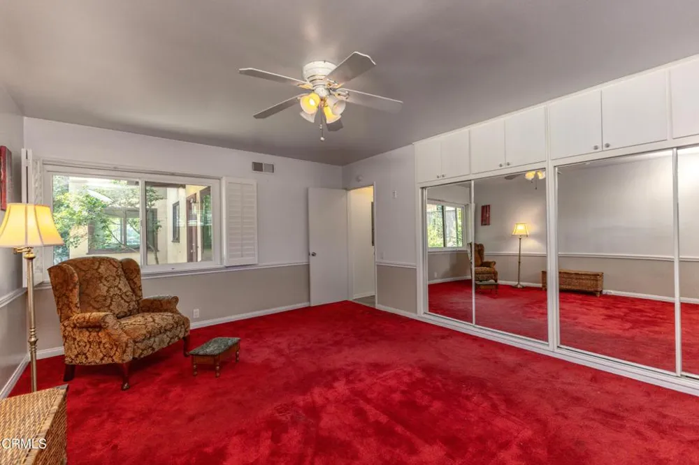 2391 El Molino Avenue Altadena, CA 91001