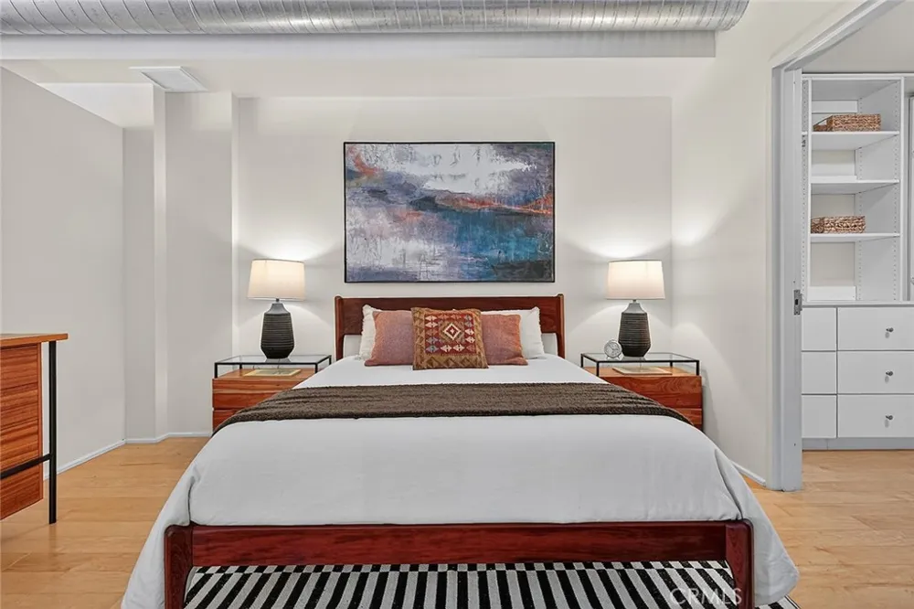 1100 South Hope St #1006 Los Angeles, CA 90015