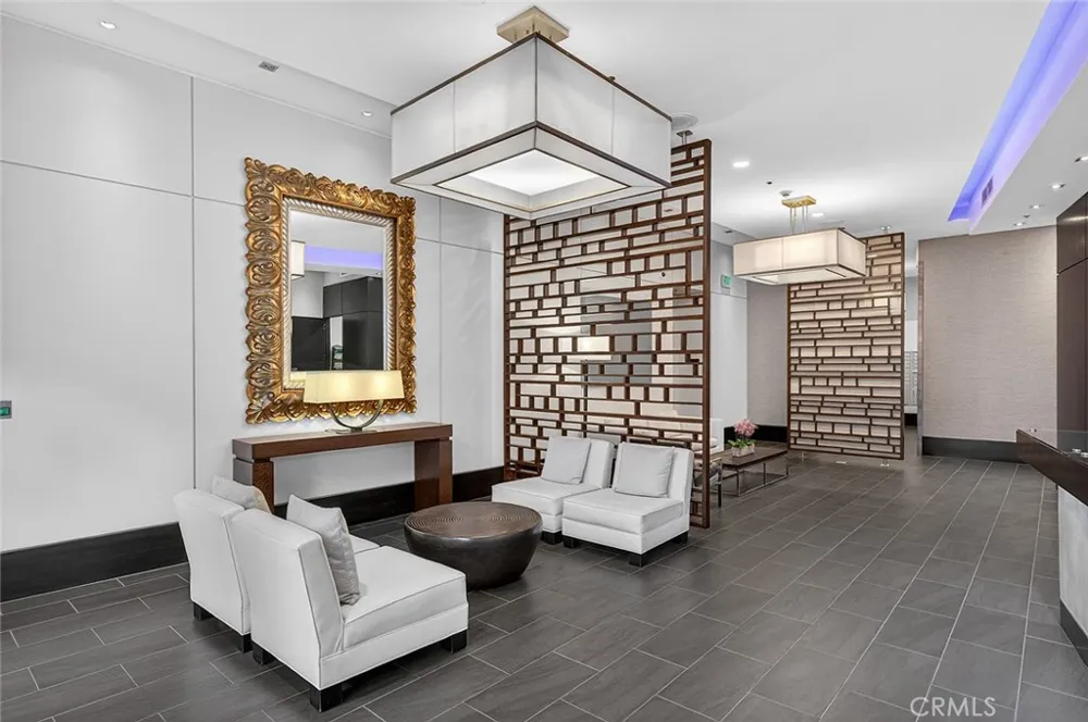 1100 South Hope St #1006 Los Angeles, CA 90015