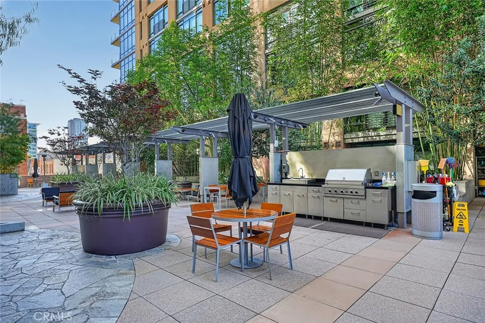 1100 South Hope St #1006 Los Angeles, CA 90015