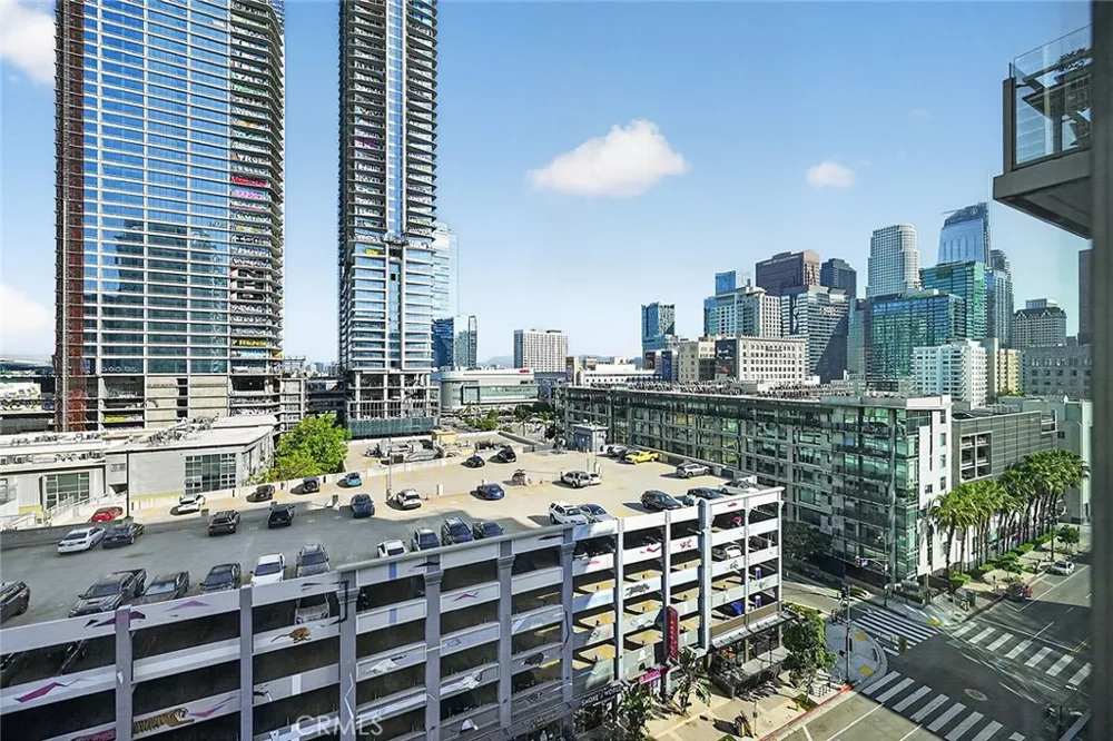 1100 South Hope St #1006 Los Angeles, CA 90015