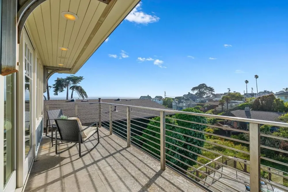 185 14th Avenue Santa Cruz, CA 95062