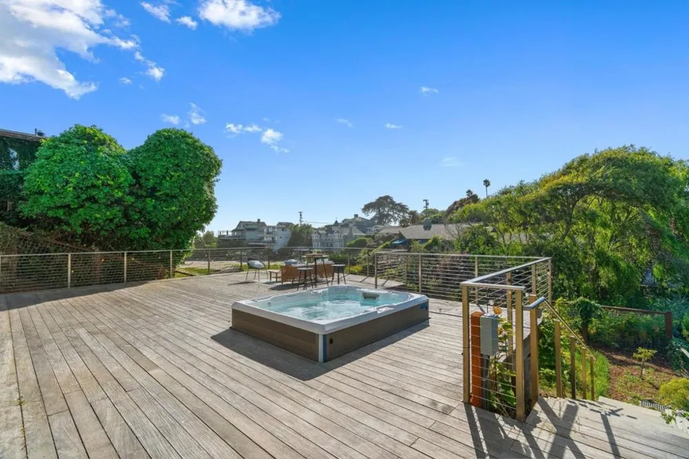 185 14th Avenue Santa Cruz, CA 95062