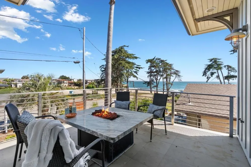 185 14th Avenue Santa Cruz, CA 95062