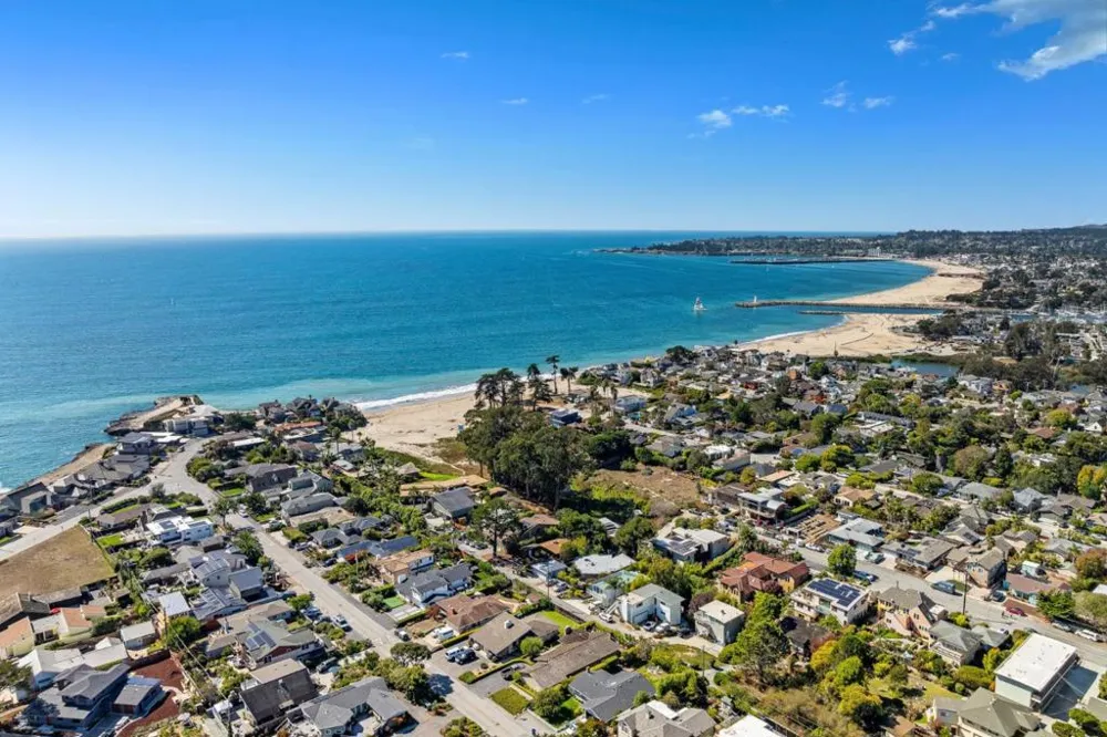 185 14th Avenue Santa Cruz, CA 95062