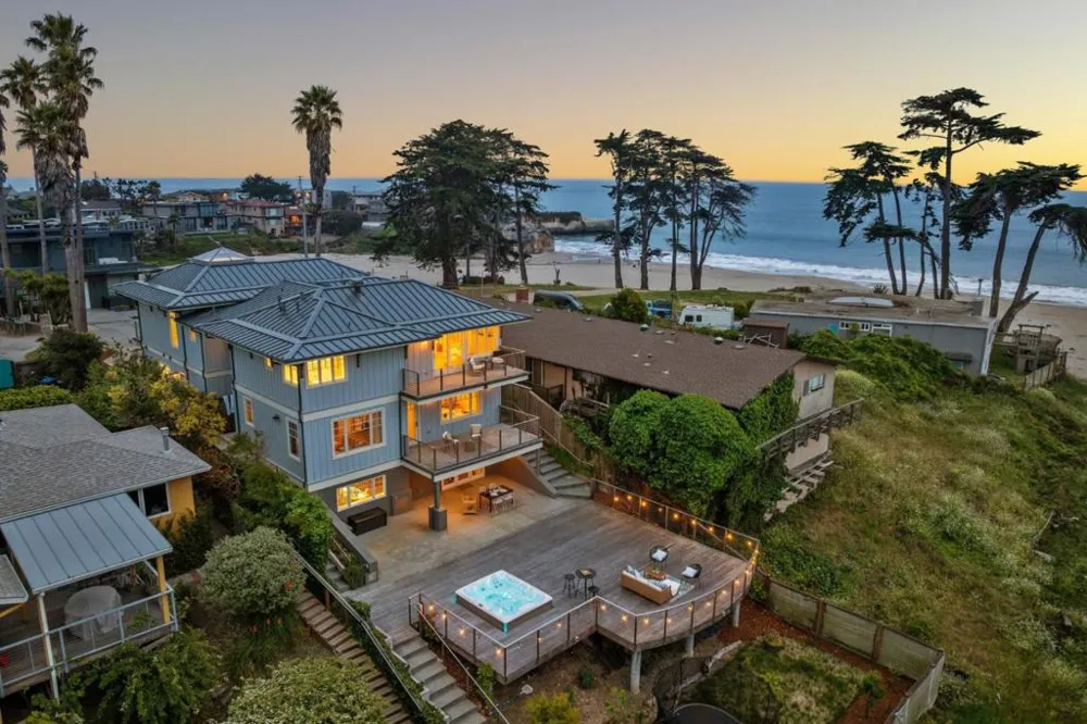 185 14th Avenue Santa Cruz, CA 95062